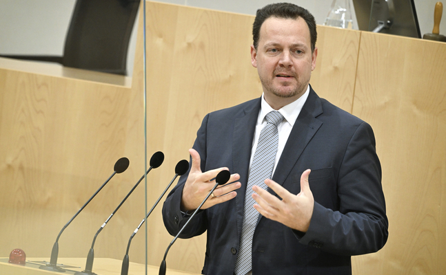 FPÖ-Gesundheitssprecher Kaniak im Parlament.