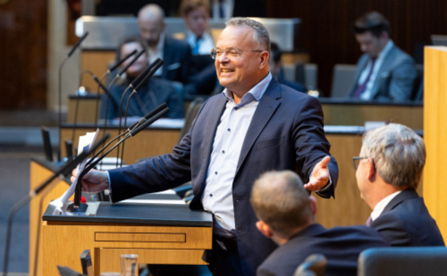 FPÖ-Parlamentarier Gerald Hauser im Nationalrat.