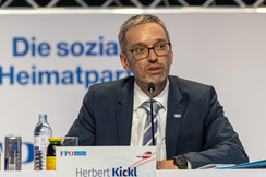 FPÖ-Bundesparteiobmann Kickl ersucht das Staatsoberhaupt, die von der Regierung ohne Evidenz geplante "3g-Pflicht" am Arbeitsplatz nicht zu unterzeichnen.