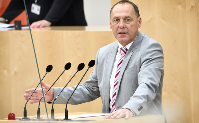 FPÖ-Parlamentarier Wurm im Nationalrat: "Frage der Impfschäden muss von der Regierung ernster genommen werden."